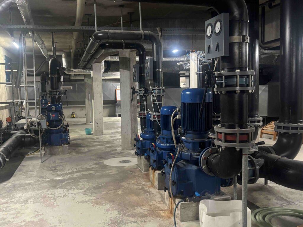 Technik unter der Schwimmhalle, Foto von Stadtwerke Meiningen